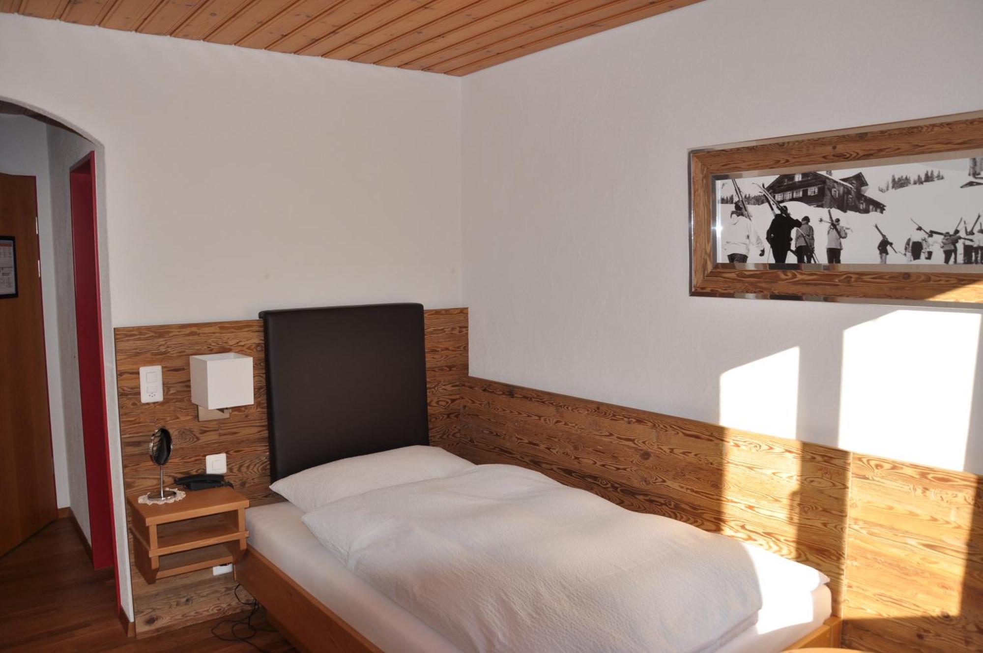 Hotel Edelweiss Superior Murren Room photo